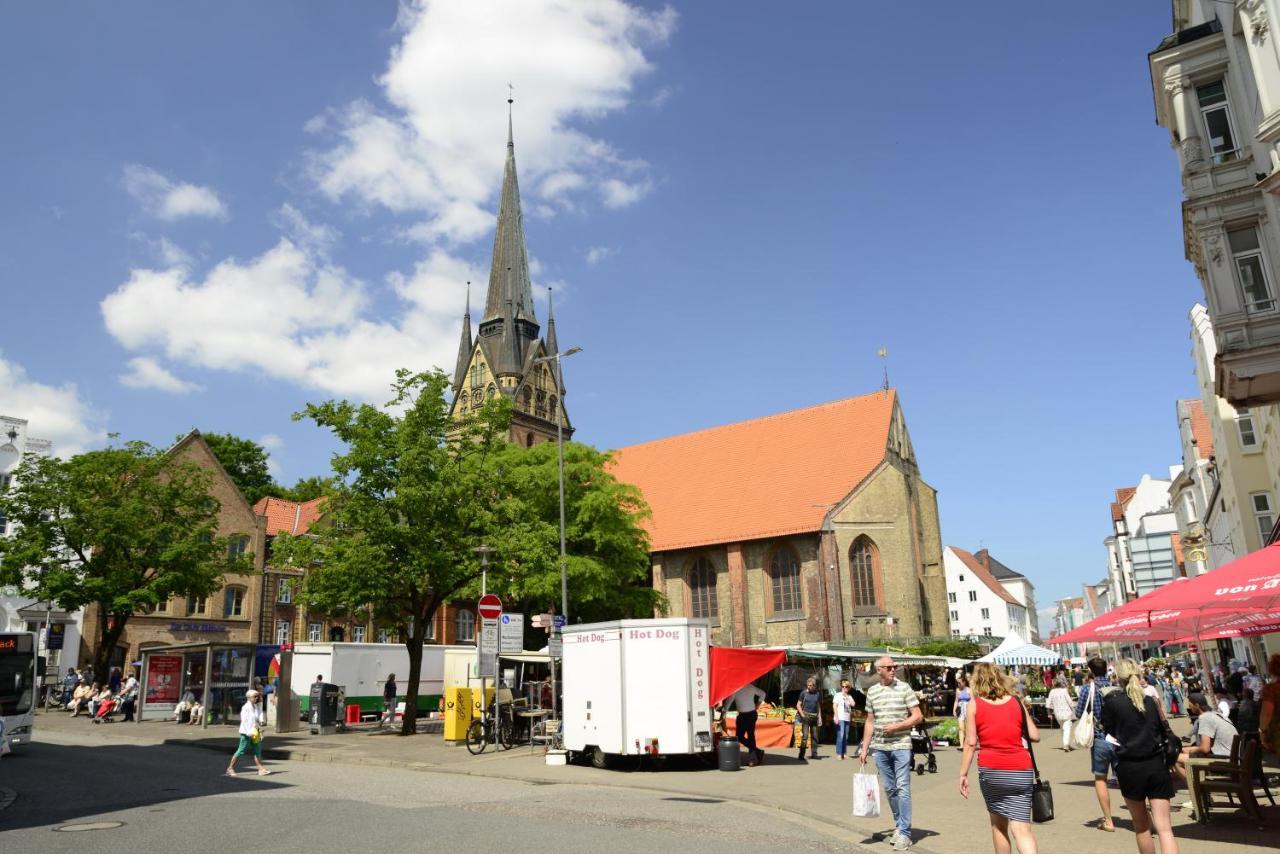 Fewo1846 - Altes Steuermannhaus - Uriges Reihenhaus Mit 2 Schlafzimmern In Der Altstadt Flensburg Buitenkant foto